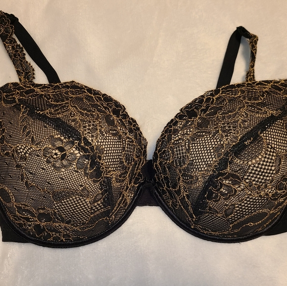 Like new condition. Black Cacique bra with Gold lace. Cup is padded. Underwire. - Picture 5 of 5
